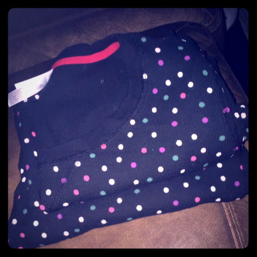Black and multi colored thermal night set